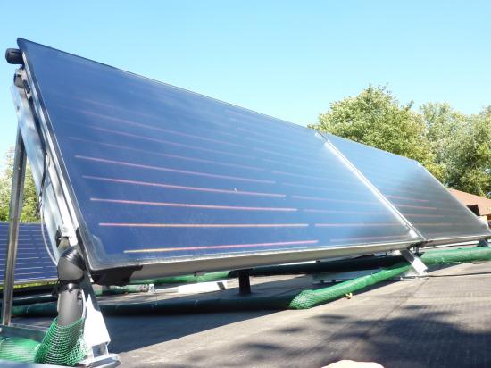 Installation solaire pour chauffage + Piscine et production d'eau chaude des sanitaires